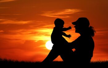 Solo Mother Tips to Avoid Loneliness and Get More Done